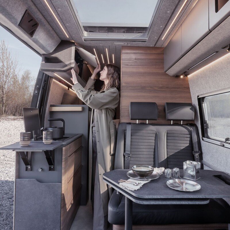 SUPERTWIN LS F5I3249   media library original 1620 1080